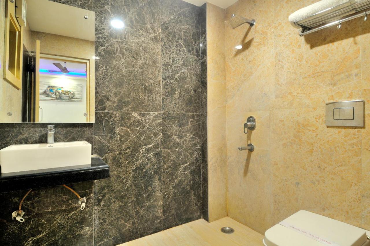 Hotel Prince Palace Deluxe - Paharganj - Нью-Дели Экстерьер фото